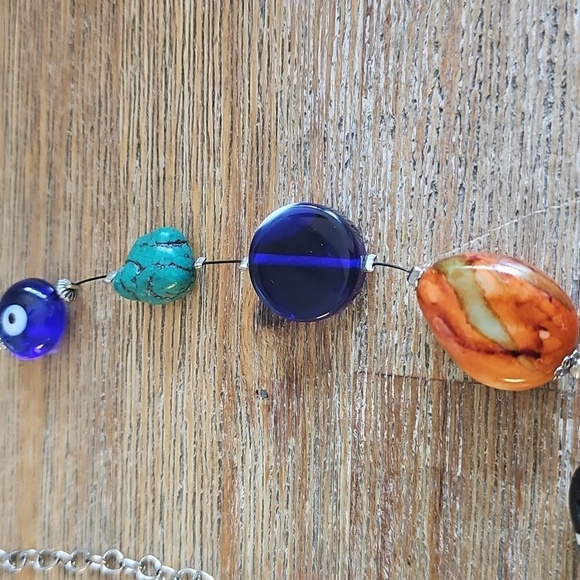 Treska Glass And Stone Wire Chain Necklace - Picture 7 of 9